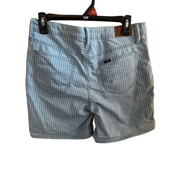 Lee Blue Jean Shorts Denim White Pin Striped Women's Size 10 NWT Mid Rise - Picture 4 of 5